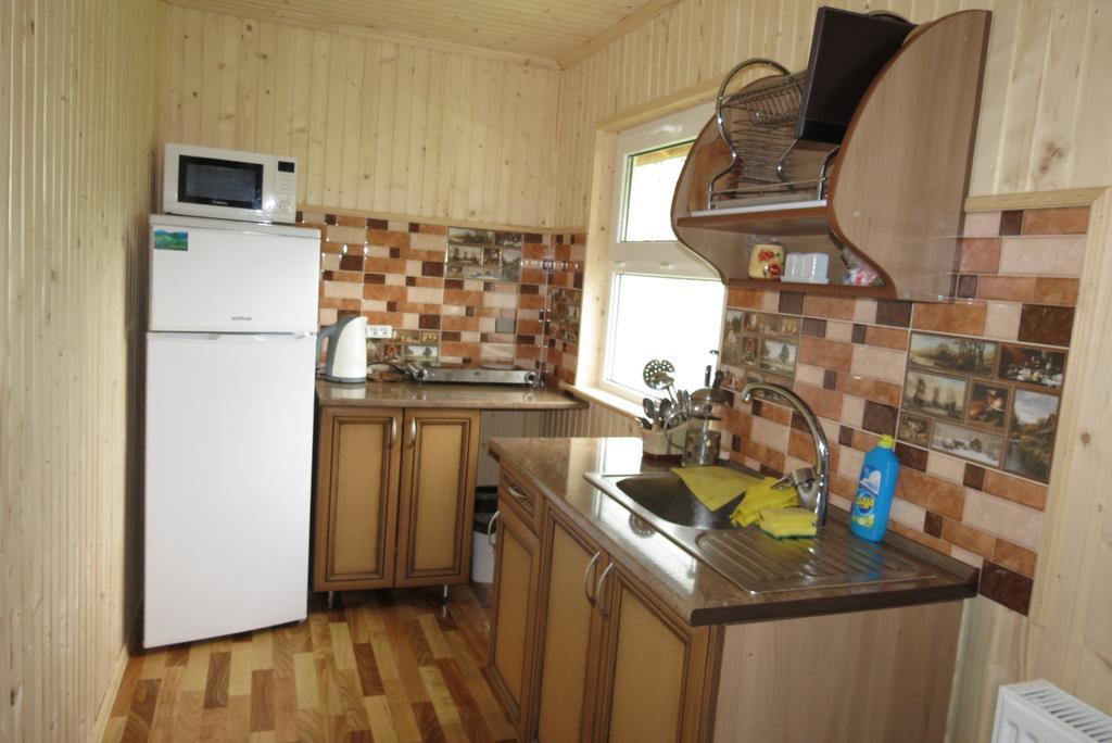 Bilyy Kamin Guest House Tatariv Δωμάτιο φωτογραφία