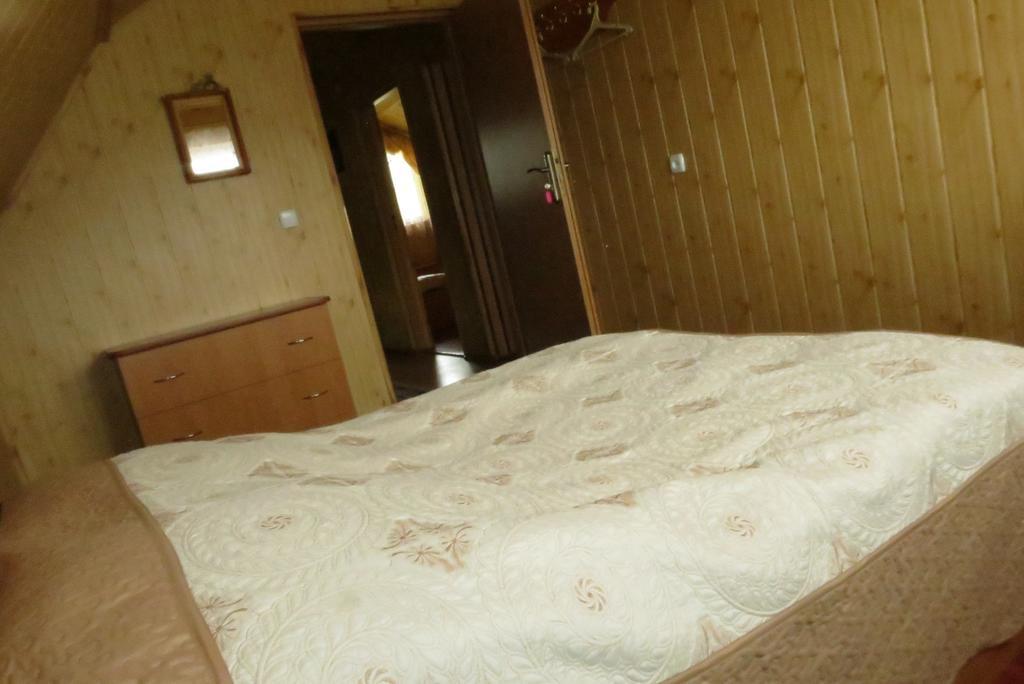 Bilyy Kamin Guest House Tatariv Δωμάτιο φωτογραφία