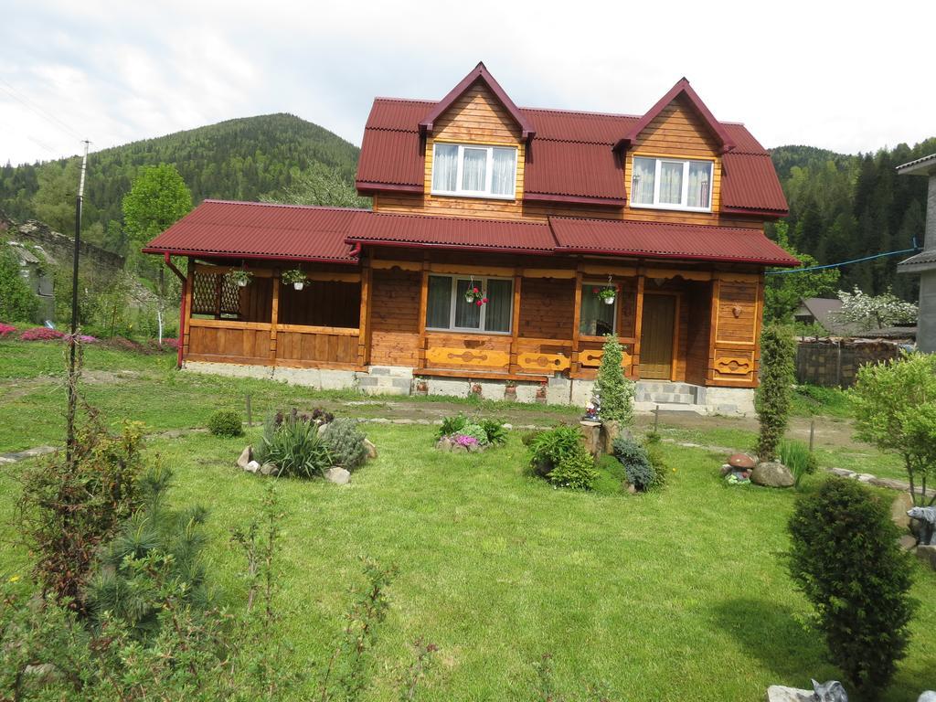 Bilyy Kamin Guest House Tatariv Εξωτερικό φωτογραφία