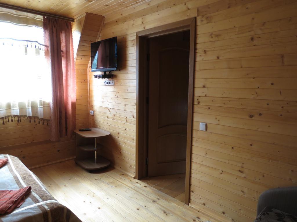 Bilyy Kamin Guest House Tatariv Εξωτερικό φωτογραφία