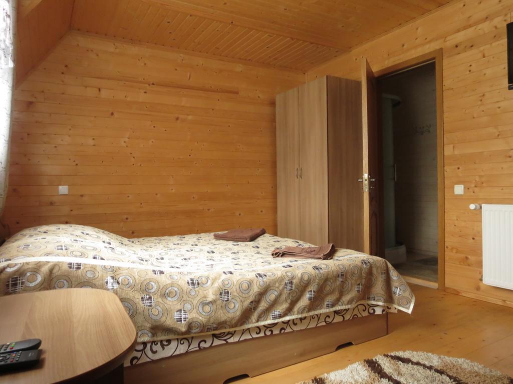 Bilyy Kamin Guest House Tatariv Εξωτερικό φωτογραφία